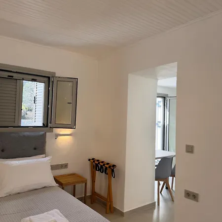Almyra Apartament *