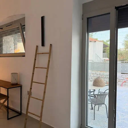 Apartament Almyra *