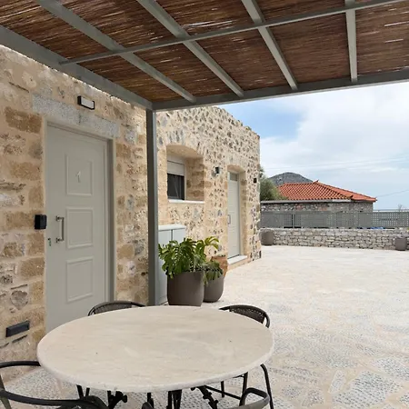 Apartament Almyra *